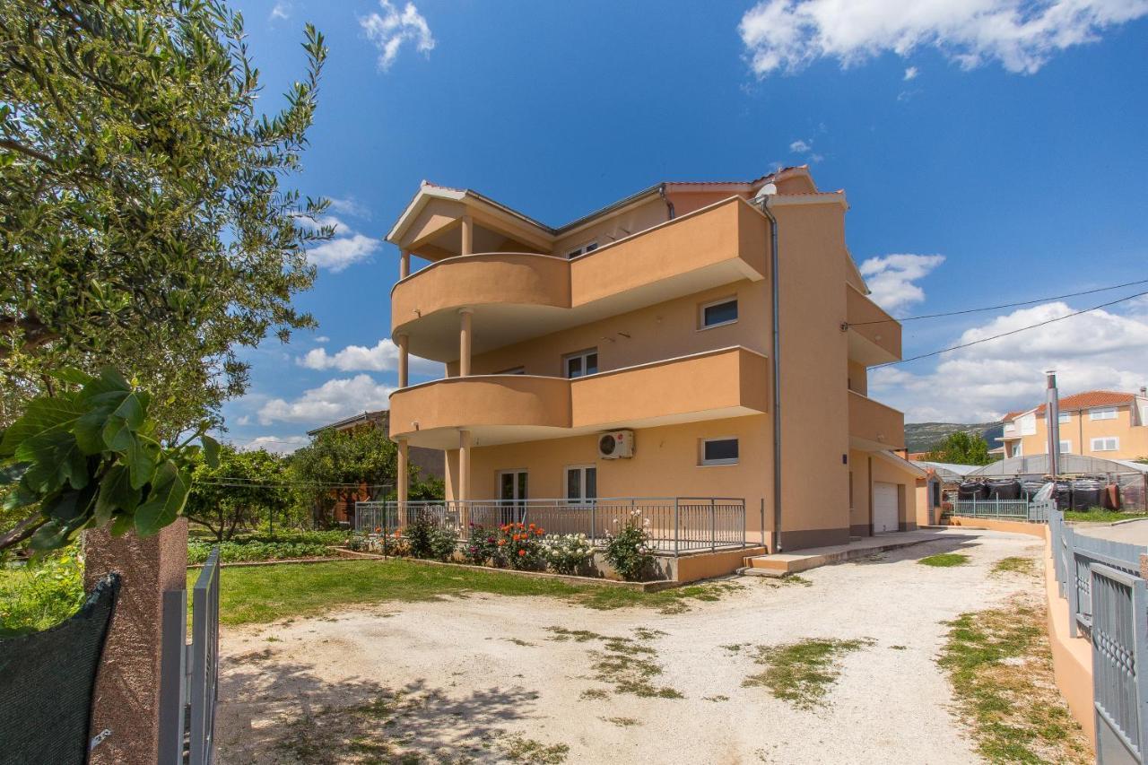 Apartman Visic 1692 Kastela Exterior photo